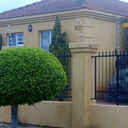 Toscana Cottage ポート・エリザベス エクステリア 写真